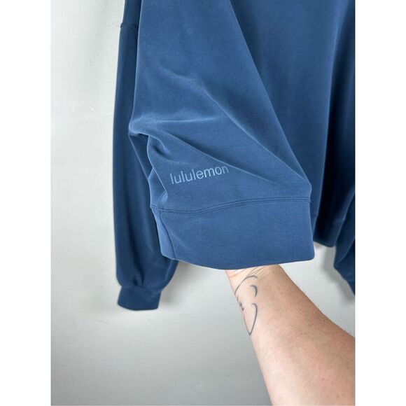 Lululemon Perfectly Oversized Cropped Crew Softstreme Navy Blue Sz 14 (XL) - Picture 3 of 4